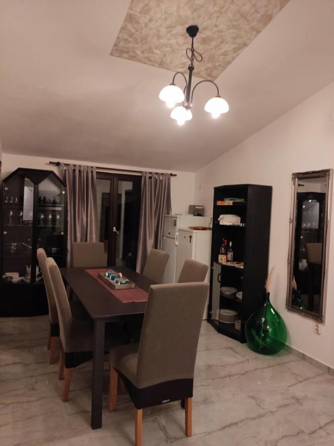Slim Apartman I Sobe Medulin Exterior photo